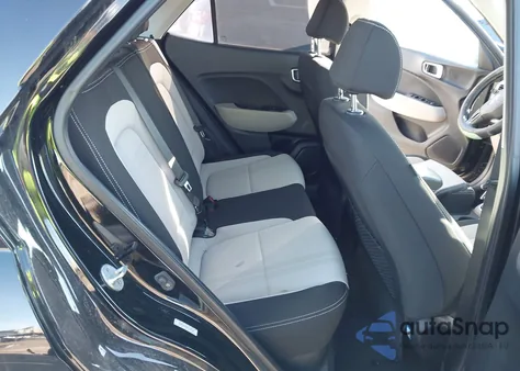 2021 Hyundai Venue Sel from USA, damaged, VIN KMHRC8A38MU129720